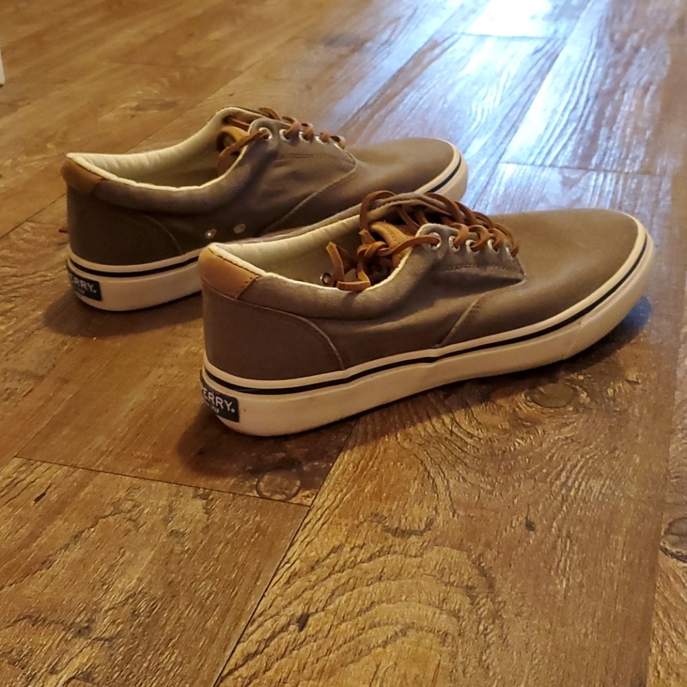 Sperry shoes